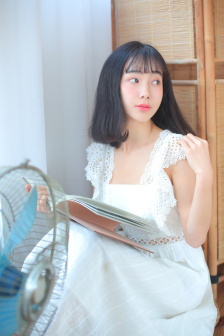 小12萝裸体视频